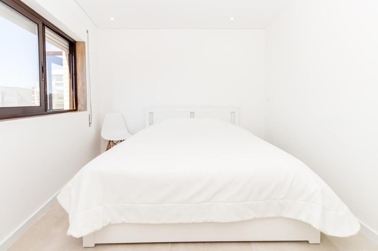 Guest H4U - Povoa Vacation Apartment โปโว เดอ วาร์ซิม ภายนอก รูปภาพ